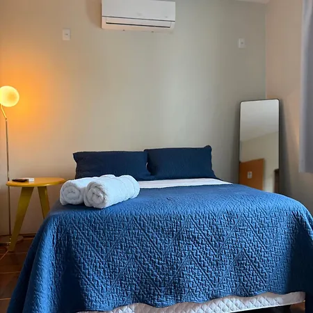 Casa Cinza, Quarto 1-2